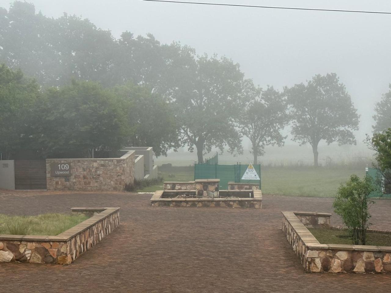 Stone Creek Mountain Lodge Dullstroom Εξωτερικό φωτογραφία